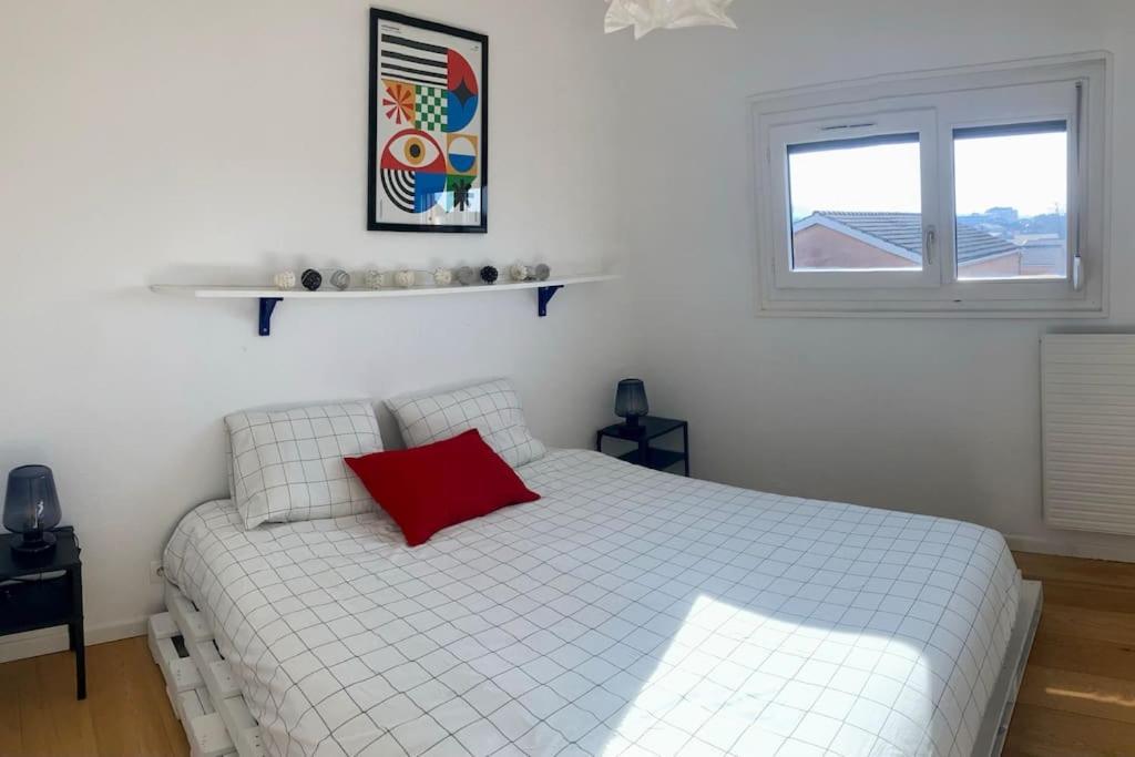 Charmant Appartement Pop - Arty โทนง-เลส์-แบงส์ ภายนอก รูปภาพ